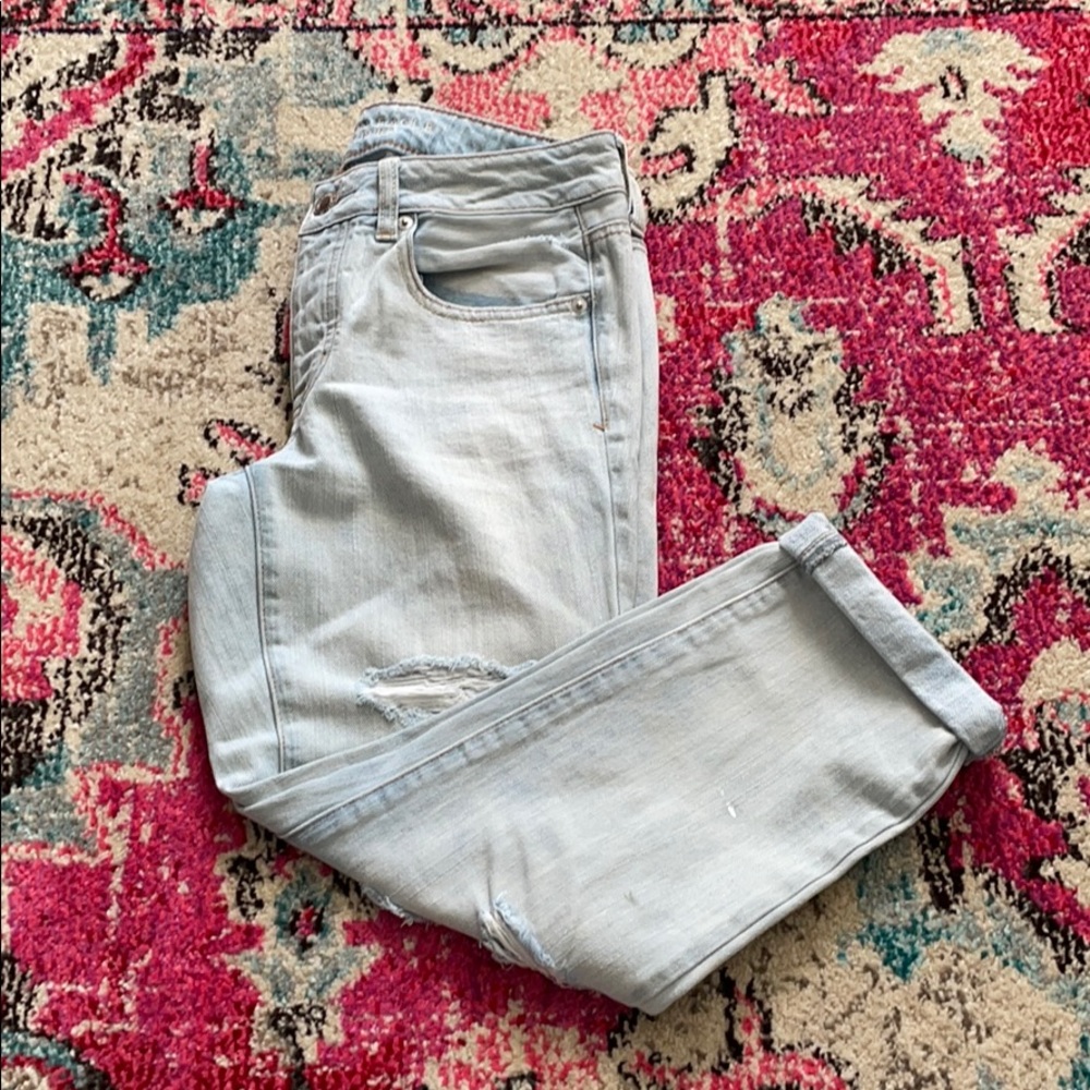 AE Boyfriend Crop Jeans Size 4